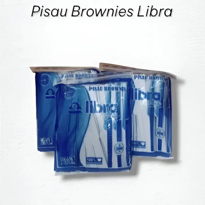 THREE STAR Pisau Plastik Brownies Putih Pak(100)